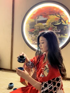 HannaRosie_ Public Pic 3