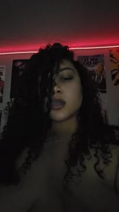 Curly girl de honeeyyy_pot  2 photos