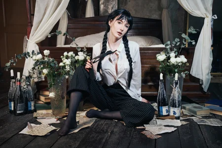 JoYung Gothic mood!  4টি ছবি