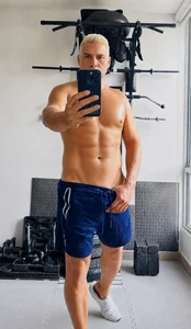 Vikingo807's personal Sex Photo 2