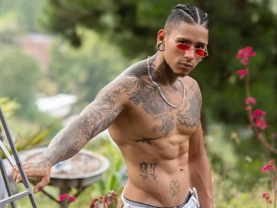 Mike_joness Public Foto 3