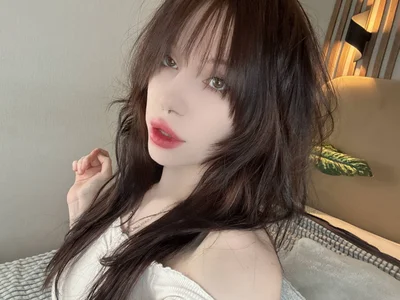 Nikkimiltonss Public รูป  2