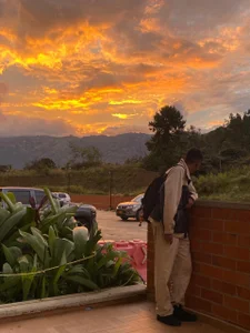 nero_reydのa day like any other ❤️‍🔥の 2枚の写真