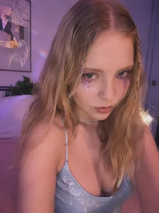 anita_Hitteys Public Immagine  2