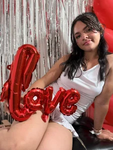 Lisa_sinclair Valentine's Day❤️ صورة واحدة|Lisa_sinclair Valentine's Day❤️ صورتان|Lisa_sinclair Valentine's Day❤️  5 صور|Lisa_sinclair Valentine's Day❤️  5 صورة