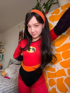 bambi_lu 🥷Violet Parr cosplay🥷 Pic 7