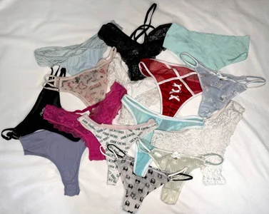 melissaxcbx Buy my panties <3 2000 tk 圖片