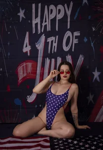 agath_69 happy 4 july. Foto 4