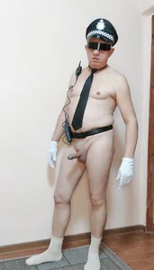 Sashabikros В сексуальной форме полицейского🚓😊 Pic 7