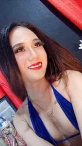 Exoticcashly Public Foto