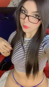 KarelyMitchel Sexy Casual Girls 🥵🥵 Foto 2