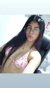 AmandaBrooks_18: Public ( 2 фото)