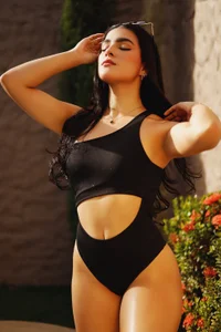 Antonellaparis_: Enjoying Summer ☀🌼 ( 5 фото)