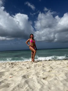 KatapinterのA day at the beachの 7枚の写真