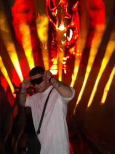 tecno boy de Noha_white  Imagens