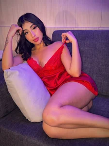 CelesteMoonX “Dangerously comfortable and too sexy.”😏🔥 Foto 4