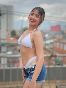 Isabella_Foxx_: daring ( 4 фото)