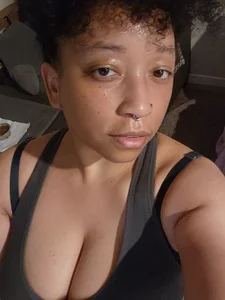 Marie-Petite Sweaty Selfies Pic 4