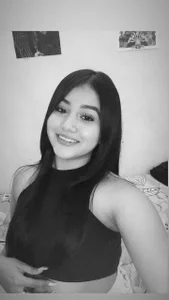 Analia18_ Public Pic 4