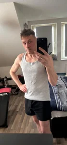 Lover_Boys1810 Public  2টি ছব ি