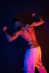 maximo_vega_newv powe back 사진