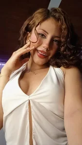 zoe_ch_ A cute Woman Immagine  4