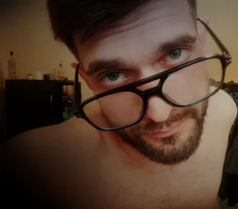 fogekaro3 Just me Poză 2