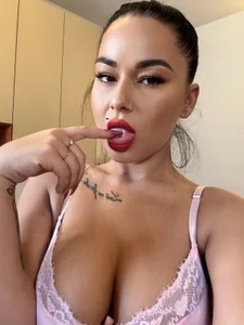 KimVixen Sexy in PINK💕  6. fénykép