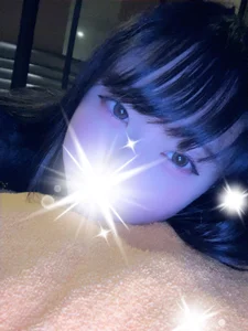 Hanna_18_cute Public Pic 2