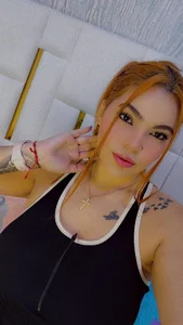 hillary_uckerman_ Come... I have a craving that only you can take away from me...👅🔥🫦 Pic