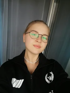 LynBardon Public Pic 4