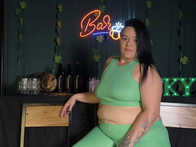 anette_cooper Happy St. Patrick's Day 🍀💚 Pic 4