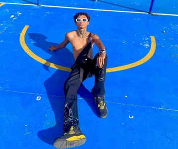 sexy_blacks_ Public صورة واحدة|sexy_blacks_ Public صورتان|sexy_blacks_ Public  2 صور|sexy_blacks_ Public  2 صورة