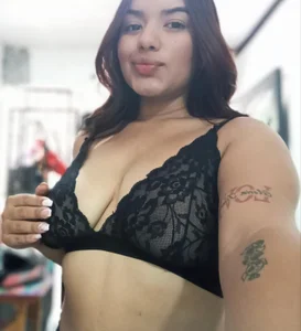 alanna_mg_ Public Pic 2