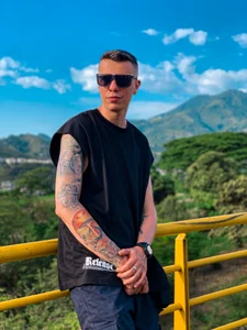 😏 de Baan10  3 Imagens