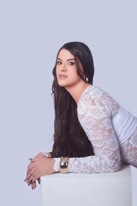 NaughtysofiaaBeauty in white图片 4