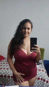 Sharon-Hot77s PHOTOS IN THE MIRROR sexfoto 2