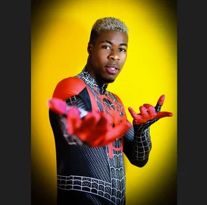 Lil_Curved hey soy tu hombre araña!!! Immagine  3