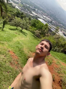 Danielkrdenass Carlos Pic 3