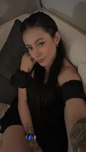 ✨ de AriaParissy  2 photos