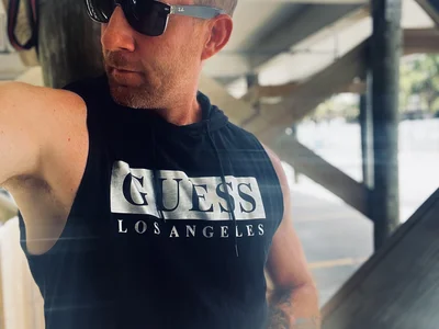 Public de FiftyShadez  2 Imagens