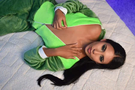 Ary_7 a sexy crocodile Bilde 6