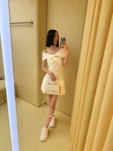 LilyMonson Public Kuva