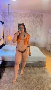 JuliaDavis_1 feel my horny body 🥵🥵 Pic 3