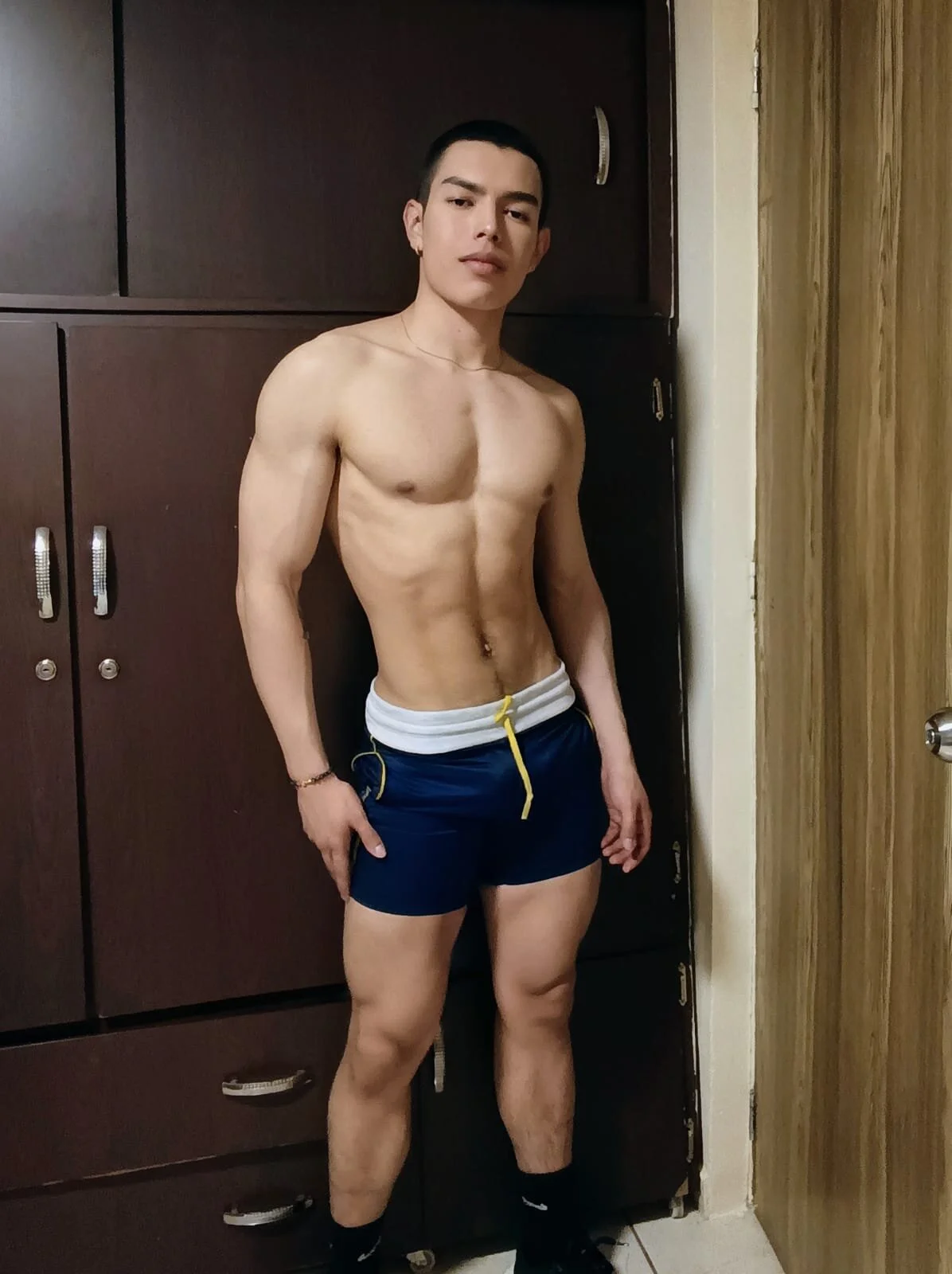 Трендове зображення  9309 Turjan_Sultan