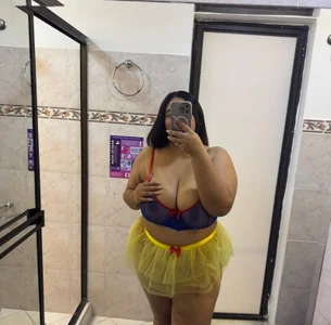 Emiily_Grace Snow White waiting for her fucking prince Poză 2