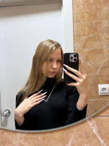 HollyGibson cute girl Pic 2