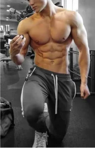 AsianHotBODYY Public Foto