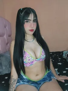 Sexy-Ruby25 Public Pic 2