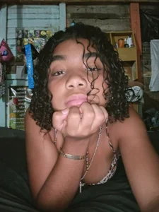 _Sweet_Vicky_ Public Pic 4